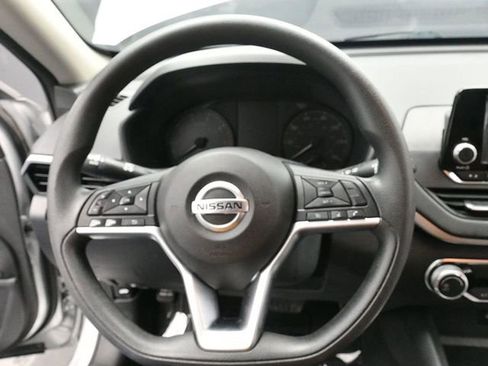 Used 2021 Nissan Altima 2.5 S image 18