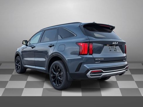 Used 2023 Kia Sorento SX AWD/4WD image 4