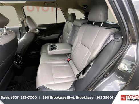 Used 2021 Subaru Outback Limited image 19