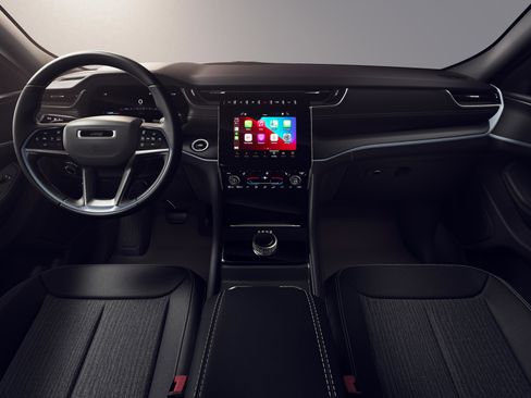 New 2026 Jeep Grand Cherokee Laredo X image 18