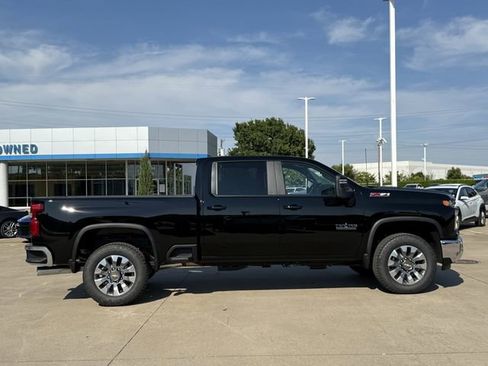 New 2026 Chevrolet Silverado 2500 LT w/ Texas Edition image 3