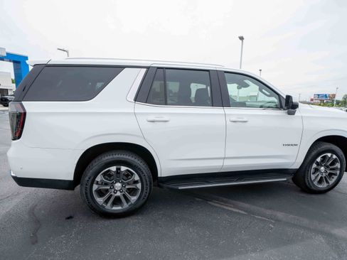 Used 2026 Chevrolet Tahoe LT w/ Comfort Package AWD/4WD image 6