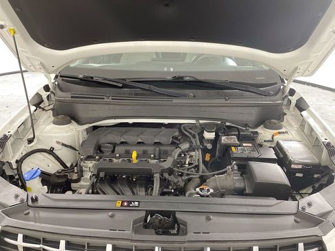 Used 2023 Hyundai Venue SEL image 31