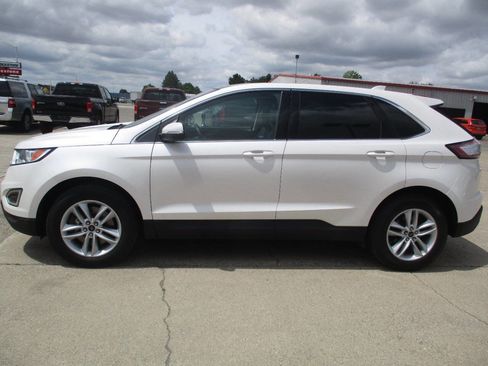 Used 2015 Ford Edge SEL w/ Equipment Group 201A AWD/4WD image 3