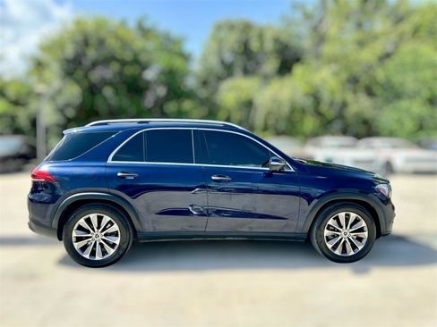 Used 2022 Mercedes-Benz GLE 450 4MATIC w/ Premium Package image 10