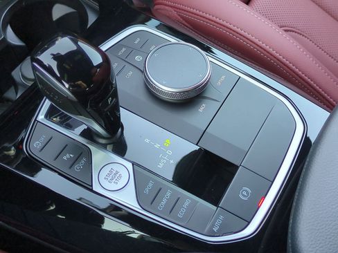 Certified 2024 BMW X3 sDrive30i w/ Premium Package image 26