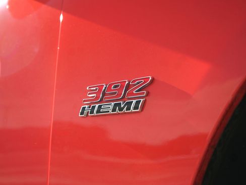 Used 2016 Dodge Charger SRT w/ Harman/Kardon Audio Group image 6