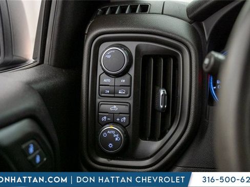 Used 2022 Chevrolet Silverado 1500 Custom image 17