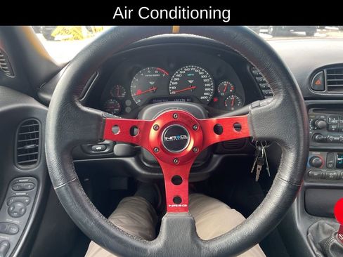 Used 1999 Chevrolet Corvette Convertible w/ Memory Pkg image 9