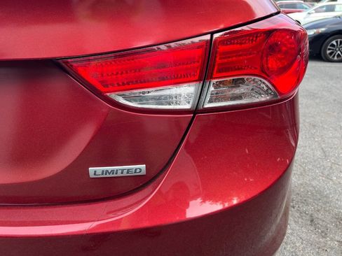 Used 2013 Hyundai Elantra Limited FWD image 40