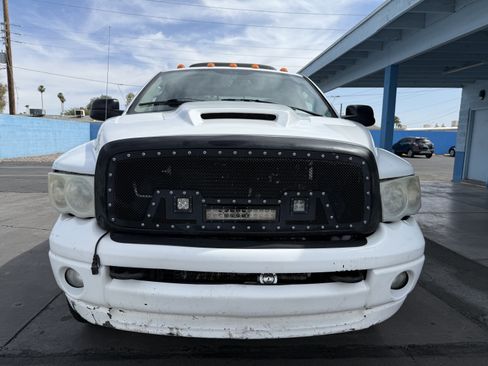 Used 2005 Dodge Ram 3500 Truck SLT image 9