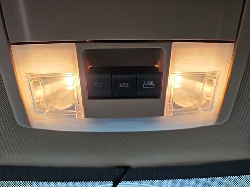 Used 2014 Ford F150 King Ranch w/ King Ranch Luxury Package image 16