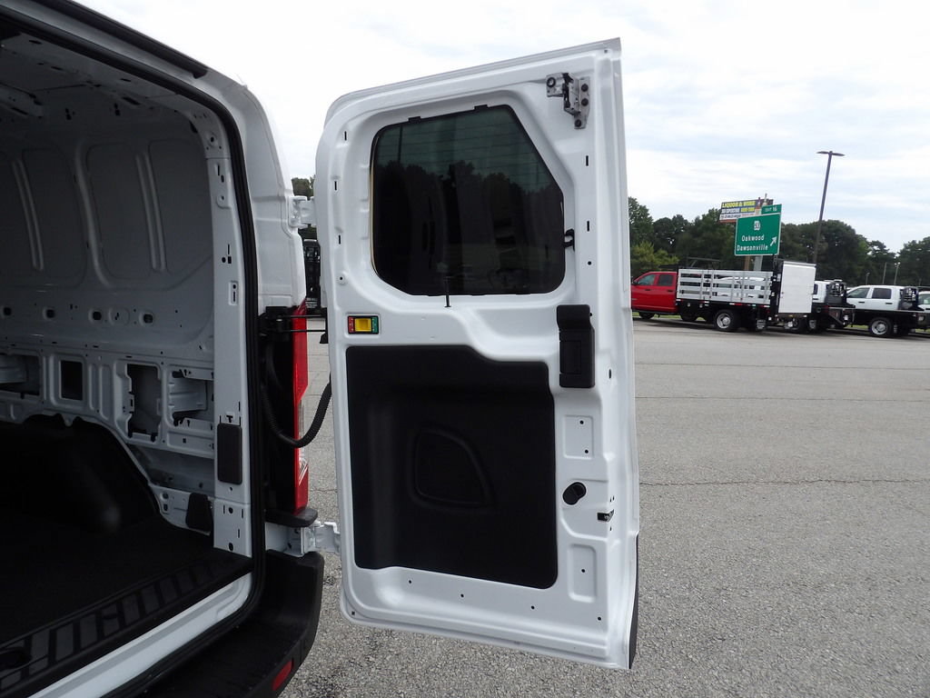 Used 2023 Ford Transit 350 Low Roof AWD image 44