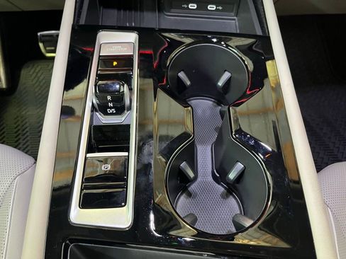 Used 2025 Volkswagen Atlas SEL Premium R-Line AWD/4WD image 15