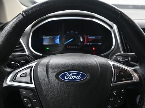 Used 2018 Ford Edge Titanium w/ Equipment Group 301A image 15