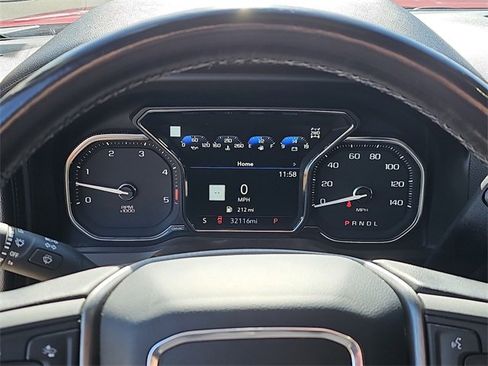 Used 2022 GMC Sierra 3500 Denali w/ Technology Package image 10