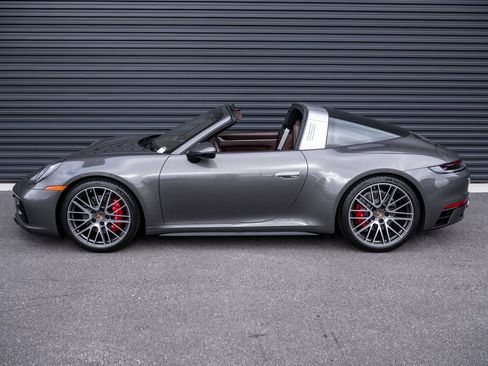 Certified 2024 Porsche 911 Targa 4S image 2