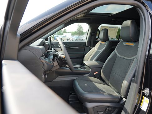 New 2026 Ford Explorer Tremor w/ Tremor Ultimate Package AWD/4WD image 15