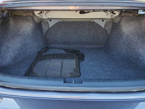 Used 2017 Honda Accord LX image 11