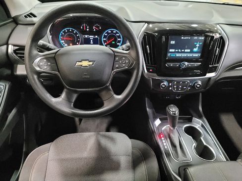 Used 2019 Chevrolet Traverse LS AWD/4WD image 22