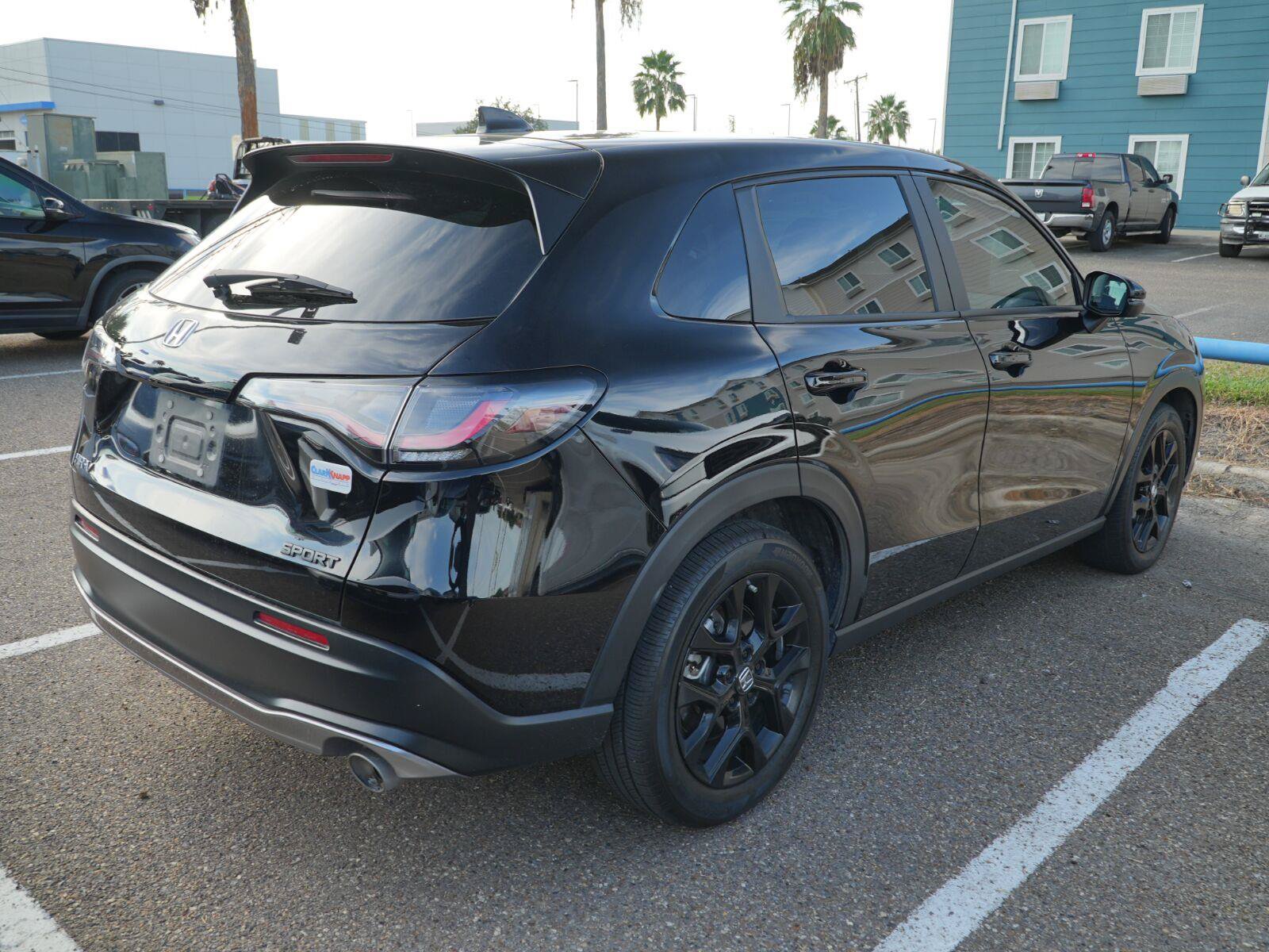 Used 2024 Honda HR-V Sport image 4