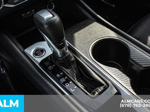 Used 2025 Nissan Altima 2.5 SV FWD image 34