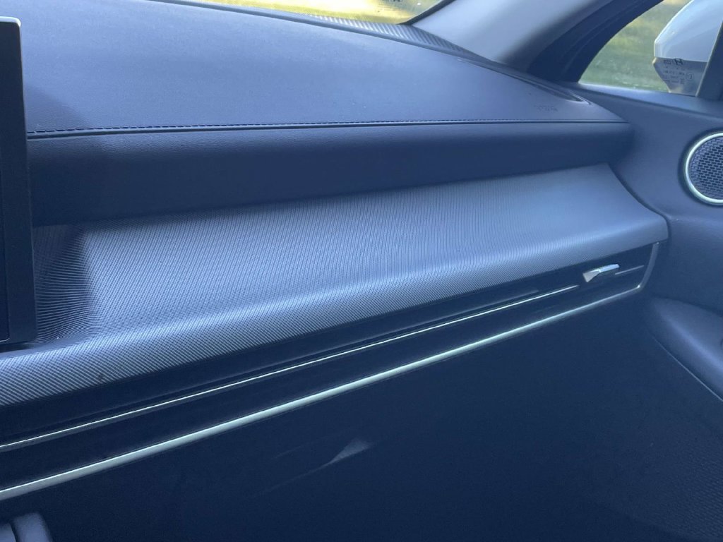 Used 2025 Hyundai Sonata SE FWD image 31