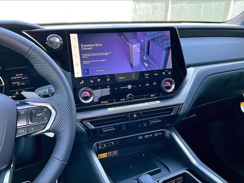 New 2026 Lexus TX 500h AWD image 9