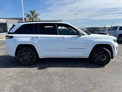 Used 2024 Jeep Grand Cherokee Limited 4xe image 8