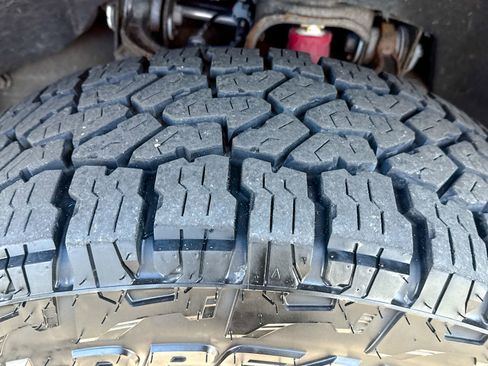 Certified 2024 GMC Sierra 2500 Denali Ultimate image 11