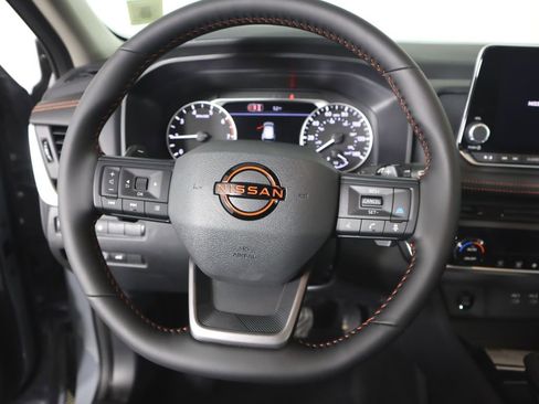 New 2026 Nissan Rogue SV image 9