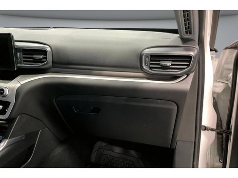 Used 2021 Ford Explorer XLT w/ Equipment Group 202A AWD/4WD image 49