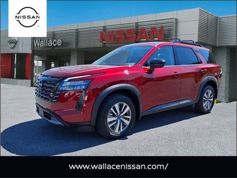 New 2026 Nissan Pathfinder SL w/ Cargo Package AWD/4WD image 1
