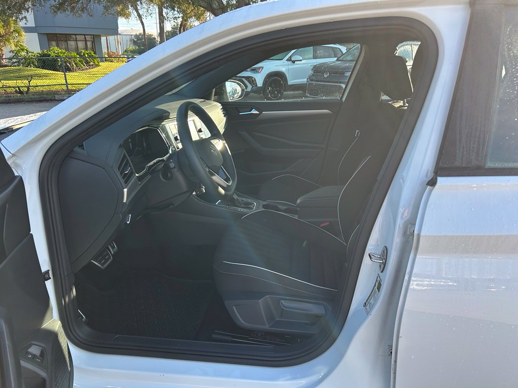 Certified 2024 Volkswagen Jetta Sport FWD image 15
