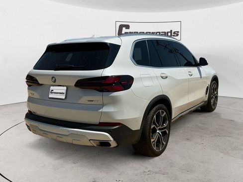Used 2024 BMW X5 xDrive40i w/ Premium Package AWD/4WD image 5