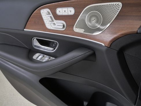New 2026 Mercedes-Benz GLE 350 4MATIC image 13