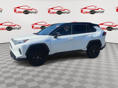 Used 2021 Toyota RAV4 XSE w/ XSE Grade Weather Package AWD/4WD image 4
