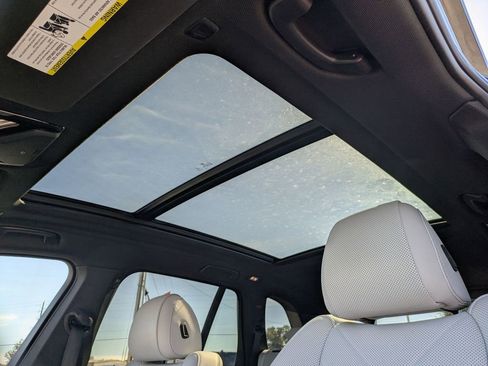 Used 2023 BMW X5 xDrive45e AWD/4WD image 13