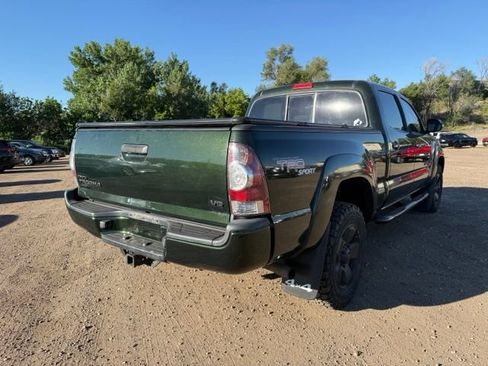 Used 2013 Toyota Tacoma 4x4 Double Cab w/ TRD Sport Pkg image 5