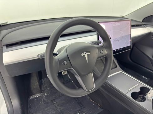Used 2021 Tesla Model 3 Performance image 14