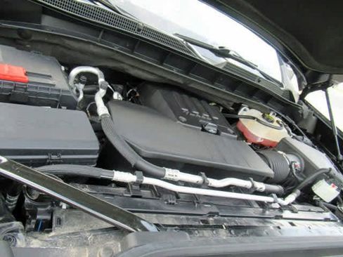 Used 2023 GMC Sierra 1500 Elevation image 8