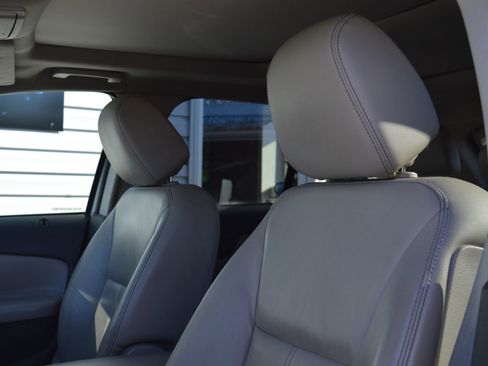 Used 2013 Ford Edge SEL image 11