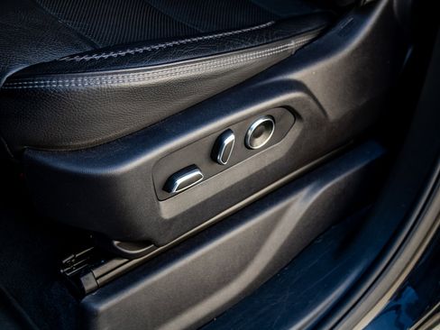 Used 2024 GMC Sierra 1500 Denali image 25