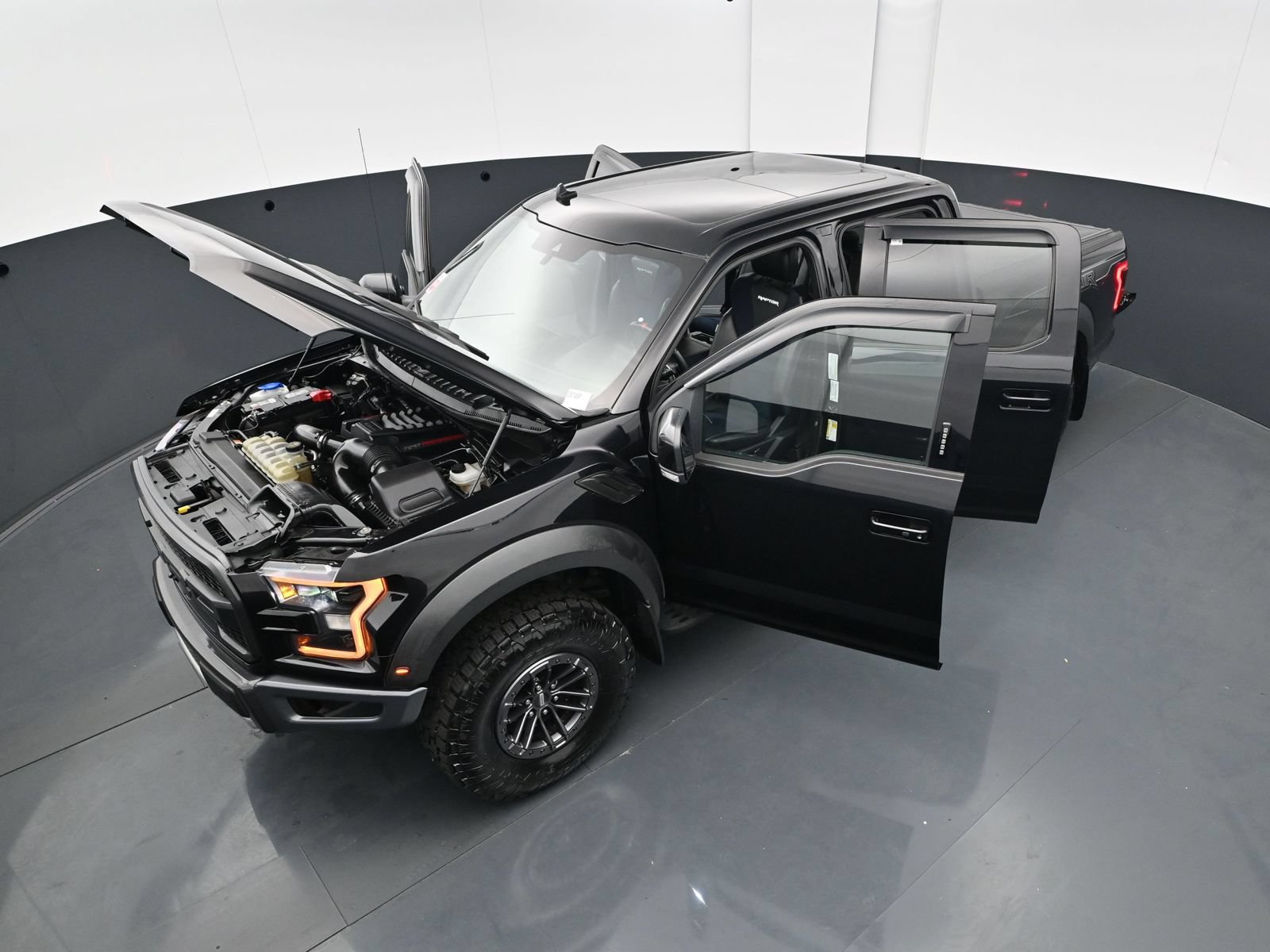 Used 2020 Ford F150 Raptor w/ Equipment Group 802A Luxury AWD/4WD image 42