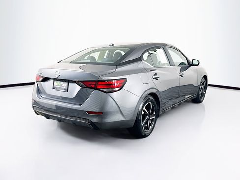 Used 2025 Nissan Sentra SV FWD image 9