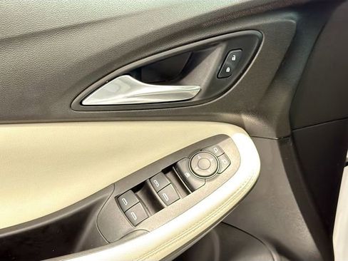 Used 2021 Buick Encore GX Preferred image 16