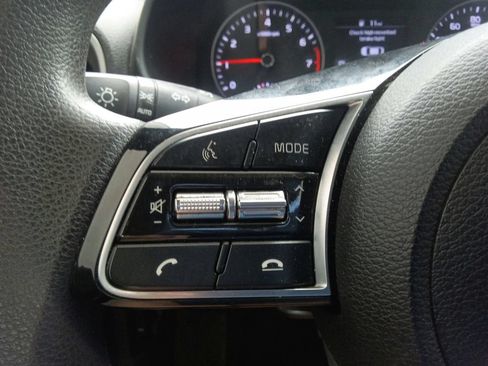 Used 2019 Kia Forte LXS FWD image 23