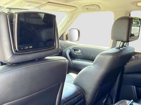 Used 2022 Nissan Armada Platinum w/ Captain's Chairs Package RWD image 27