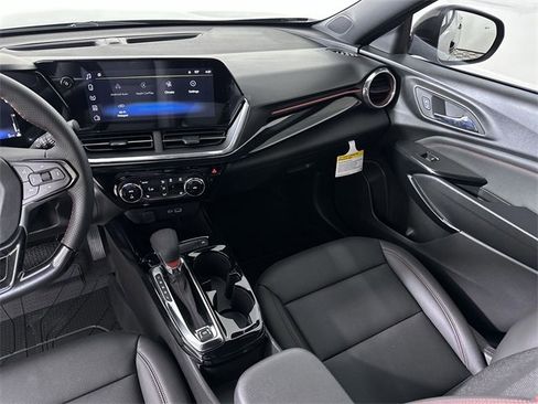 New 2026 Chevrolet Trax RS w/ Driver Confidence Package image 35