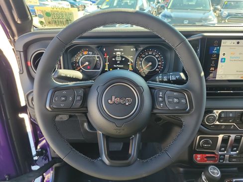 New 2026 Jeep Wrangler Rubicon w/ Xtreme 35 Tire Package image 9